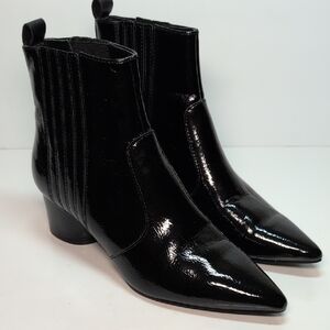 Kendall and Kylie Laila glossy patent leather ankle bootie boots women's size 7